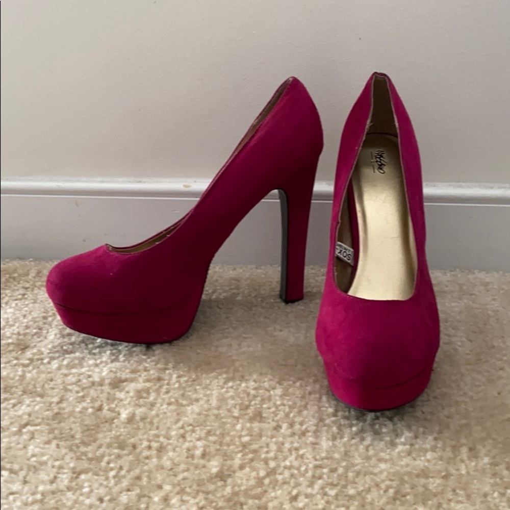 MOSSIMO Pink Platform Heels